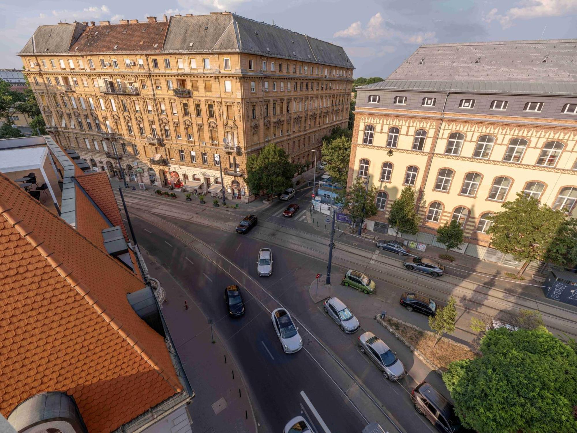 Apartment Pinnacle With Balcony Budapest